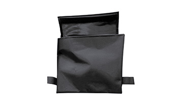 L'immagine mostra la borsa porta accessori di Polti Cimex Eradicator Plus