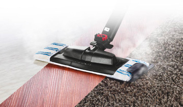 Polti Vaporetto Pro 100_Eco Power: in use on ceramic floors, wood and carpet