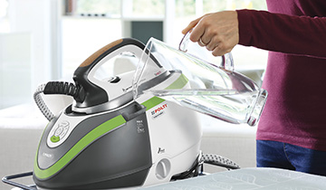 Picture showing the water tank refill of the Polti Vaporella Next 18.45 steam iron