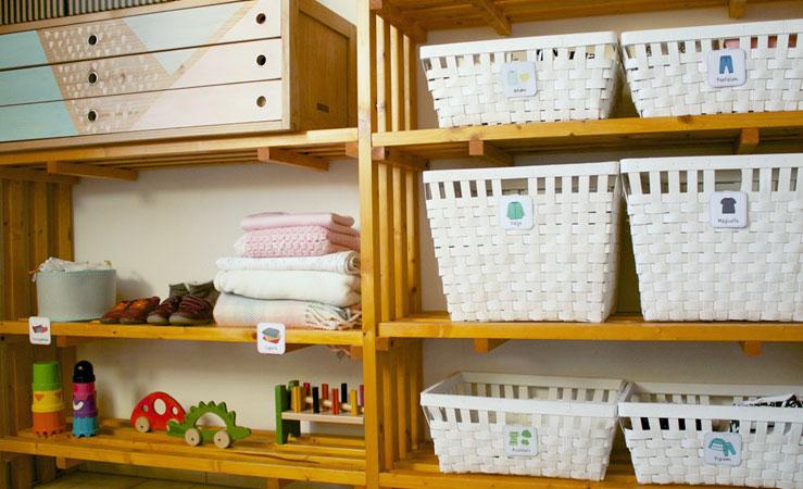 Ways to organize your kids closet with labels