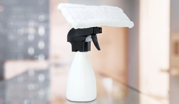 Spray Bottle with Microfiber Cloth 30 Minutes Autonomy Rechargable Cordless Window Cleaner Lithium Ion Battery 3.6 Volt Polti Forzaspira AG220 Plus Black with Telescopic Handle